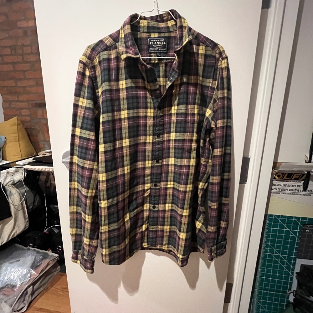 Uniqlo Authentic Flannel lightweight  100% cotton green, yellow, purple size M